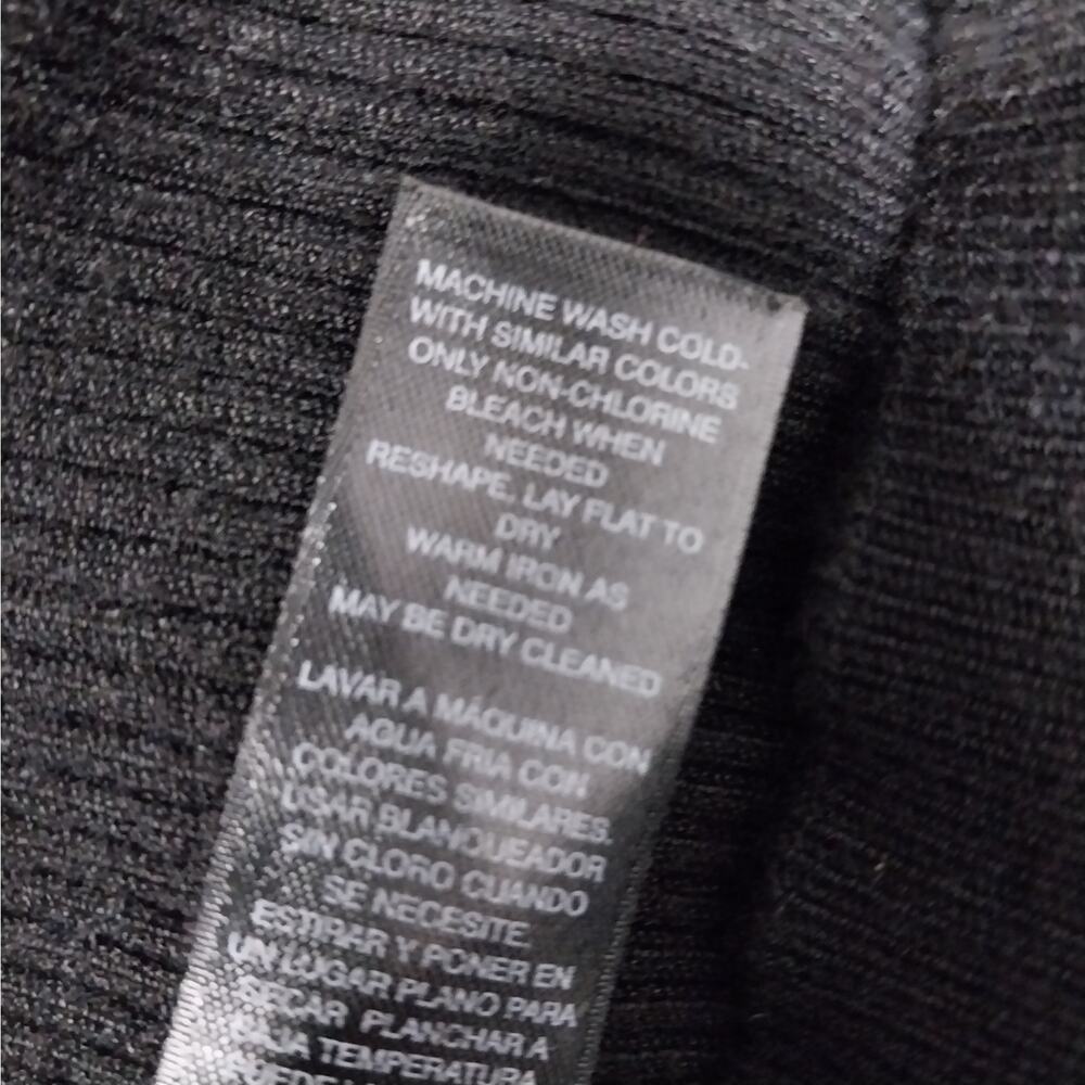 WHITE HOUSE BLACK MARKET! BLACK RIBBED KNIT, WHITE TRIM, POCKETED SWEATER! SZ L - Picture 8 of 9